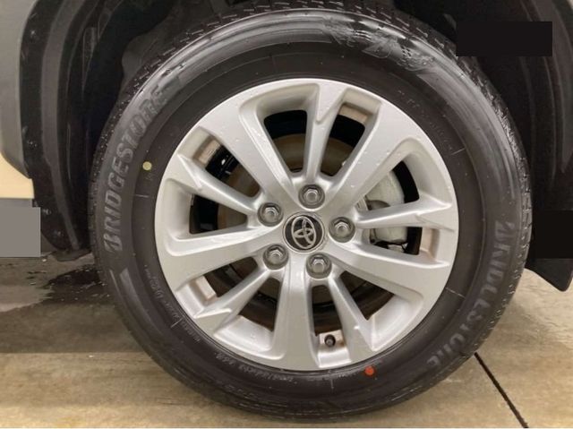 Toyota YARIS CROSS 2023-06 191284-4