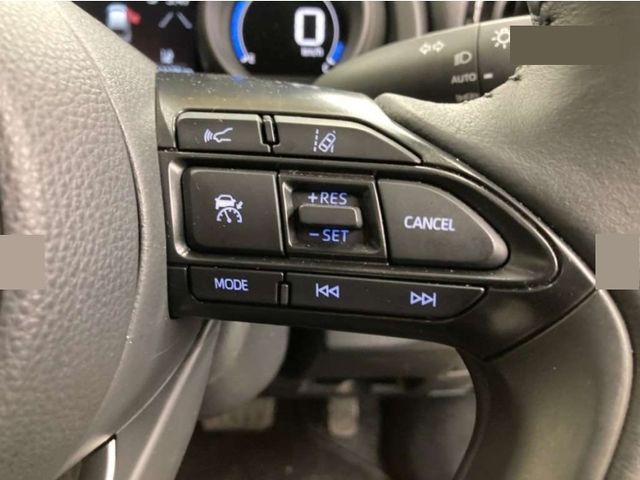 Toyota YARIS CROSS 2023-06 191284-8