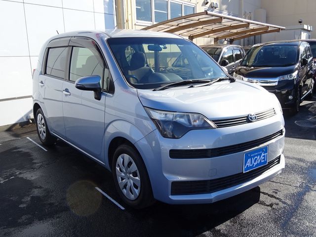 Toyota SPADE 2013-04 184447-2