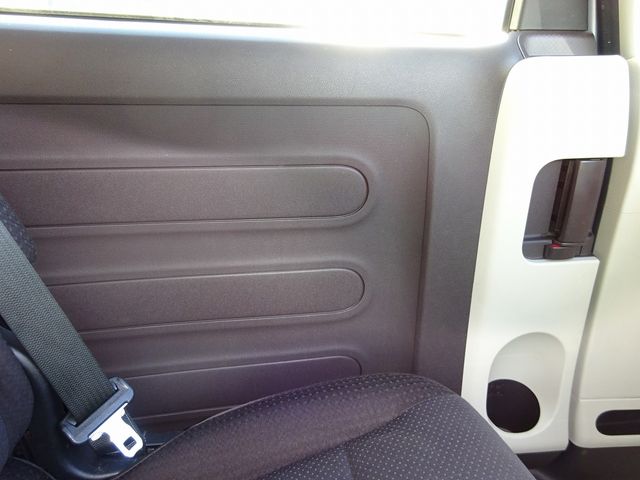 Toyota SPADE 2013-04 184447-17