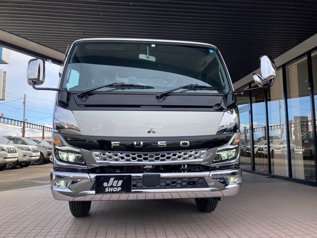 Mitsubishi CANTER 2023-01 192-1