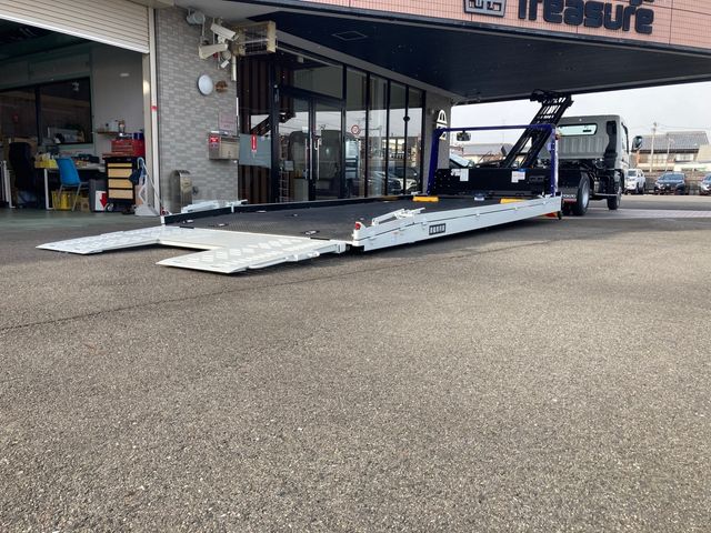 Mitsubishi CANTER 2023-01 192-10