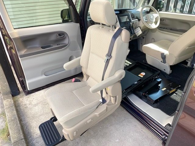 Daihatsu TANTO 2014-11 14282-3