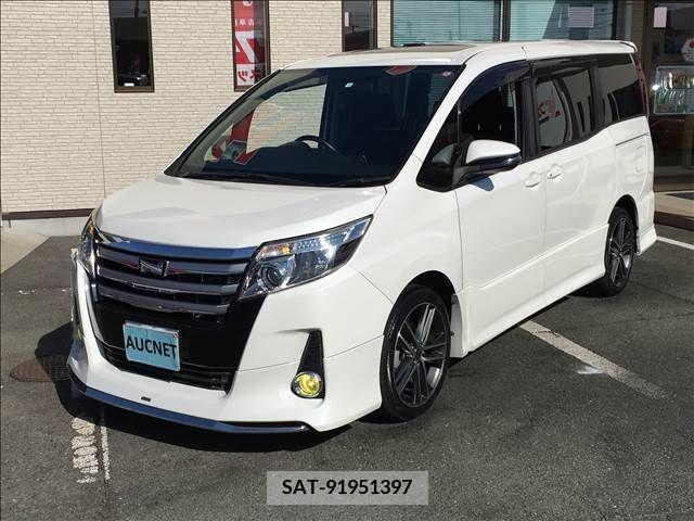 Toyota NOAH 2014-01 210584-0