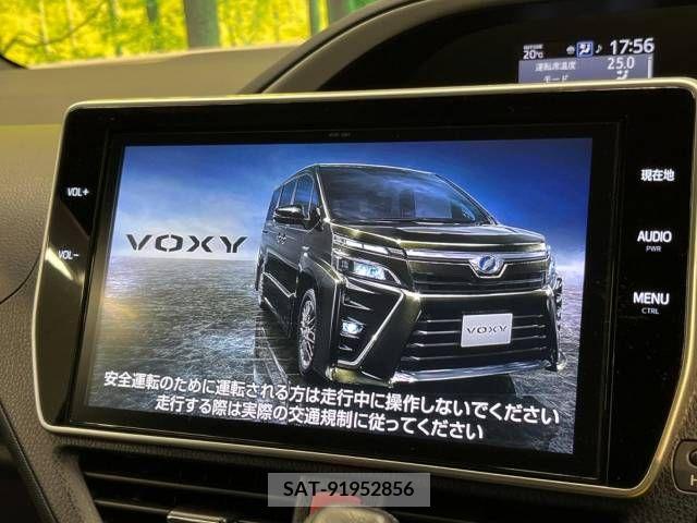 Toyota VOXY 2018-10 288951-3