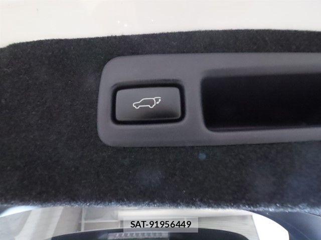 Toyota HARRIER 2017-06 446792-9