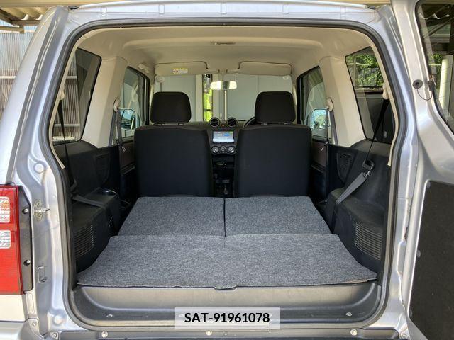 Mitsubishi PAJERO MINI 2011-02 373047-24