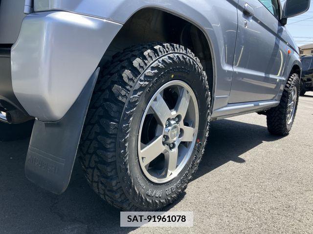 Mitsubishi PAJERO MINI 2011-02 373047-12