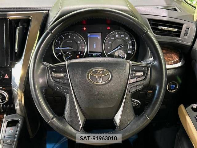 Toyota VELLFIRE 2020-05 223092-11