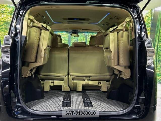 Toyota VELLFIRE 2020-05 223092-10