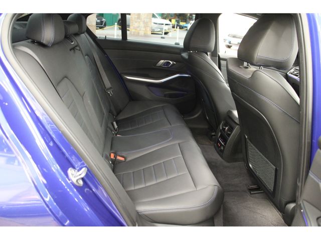 Bmw 3 SERIES 2019-04 11013-16