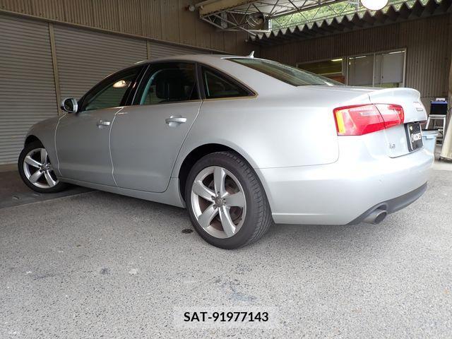 Audi A6 2012-09 356535-2