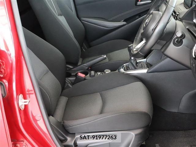 Mazda DEMIO 2016-12 267659-12