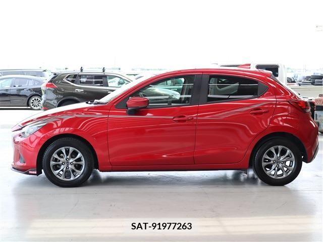 Mazda DEMIO 2016-12 267659-23