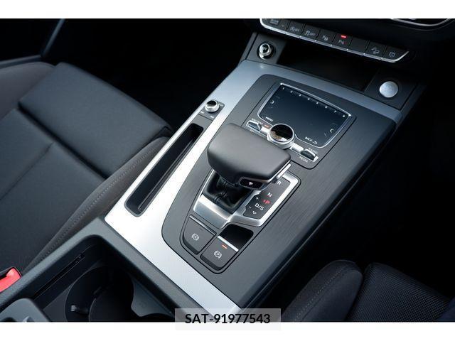 Audi Q5 2021-04 334704-15