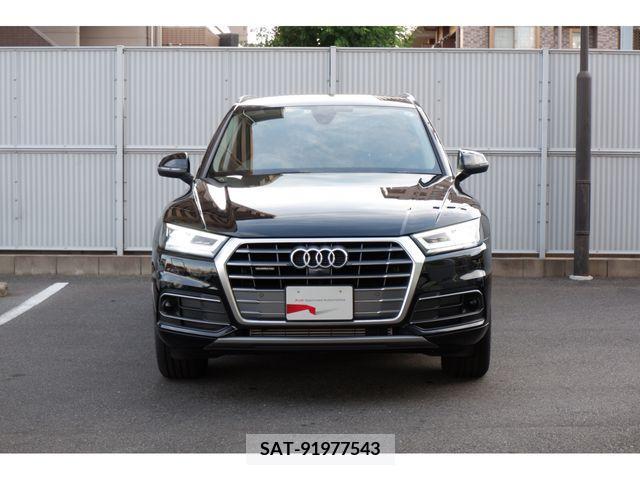 Audi Q5 2021-04 334704-6
