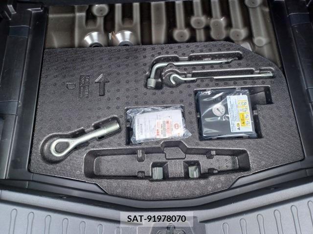 Nissan NOTE 2019-04 298119-13