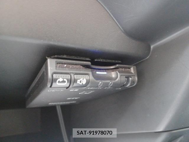 Nissan NOTE 2019-04 298119-9