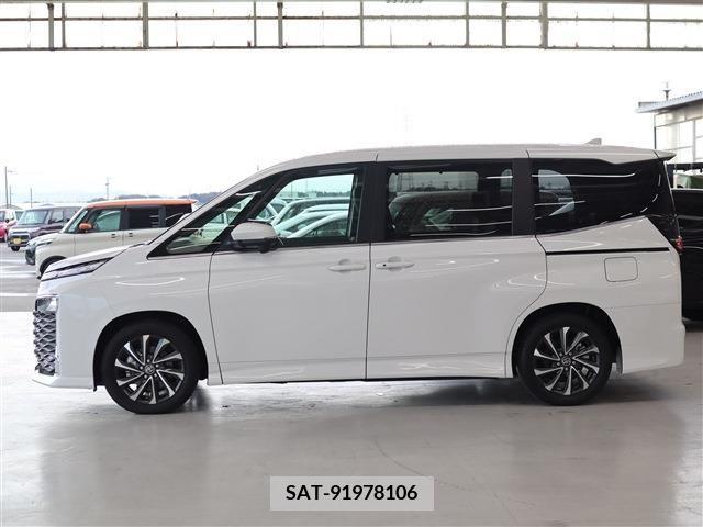 Toyota VOXY 2024-01 219340-6