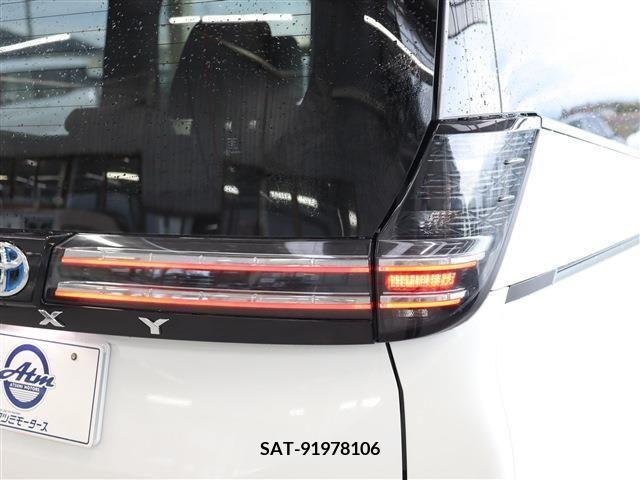 Toyota VOXY 2024-01 219340-8