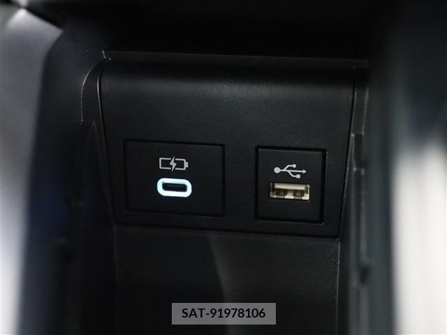 Toyota VOXY 2024-01 219340-19