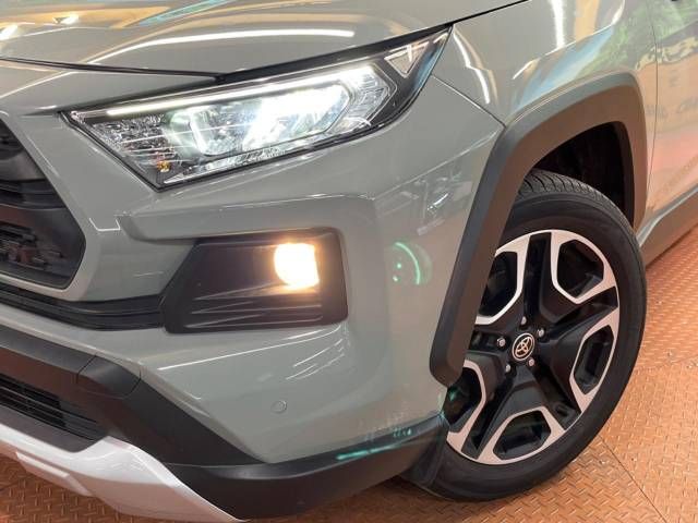 Toyota RAV4 2021-05 192678-14