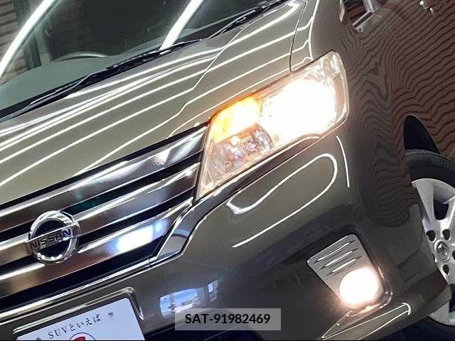 Nissan SERENA 2011-09 212649-18