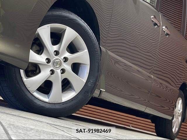 Nissan SERENA 2011-09 212649-17
