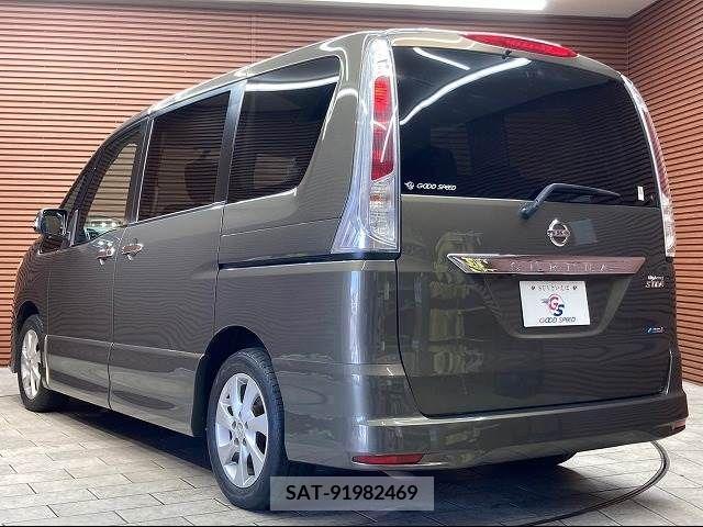 Nissan SERENA 2011-09 212649-14