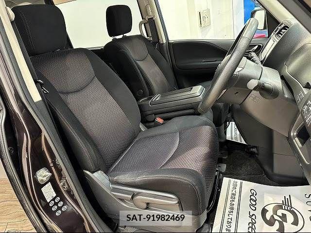Nissan SERENA 2011-09 212649-8
