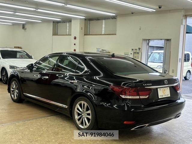 Lexus LS 2013-12 241306-6