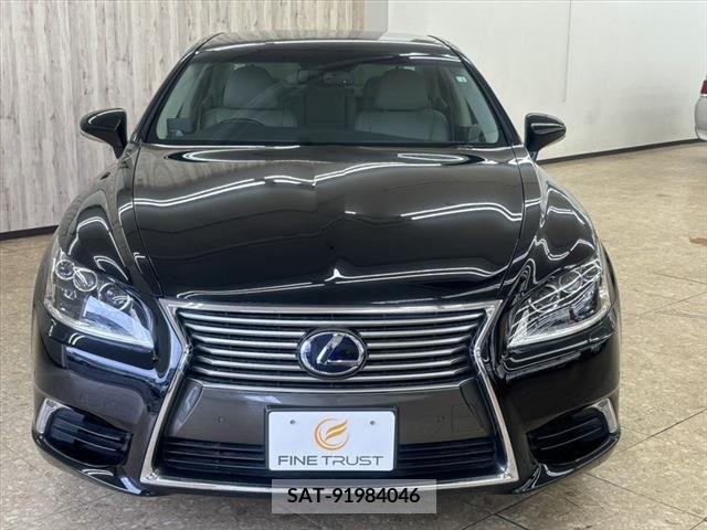 Lexus LS 2013-12 241306-1