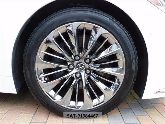 Lexus LS 2021-03 275481-8