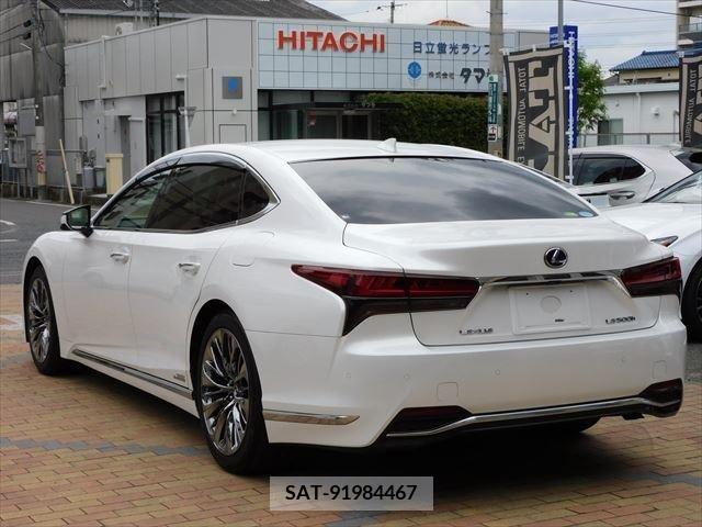 Lexus LS 2021-03 275481-4