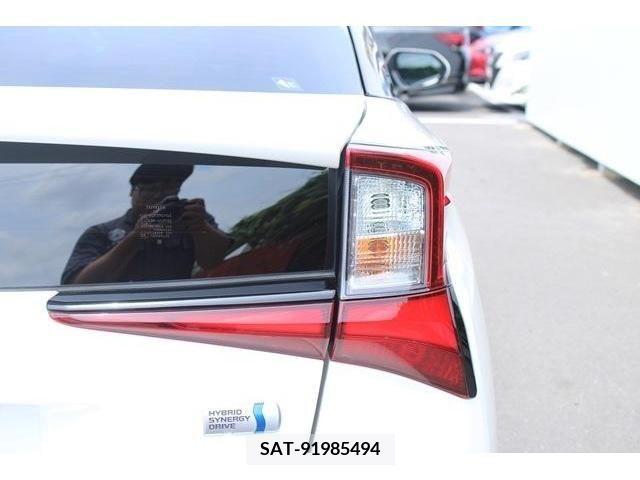 Toyota PRIUS 2020-03 352380-12