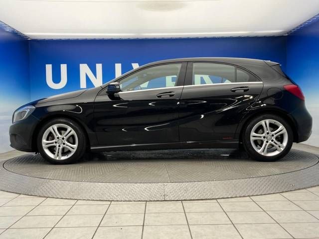 Mercedes Benz A-CLASS 2015-12 186988-19