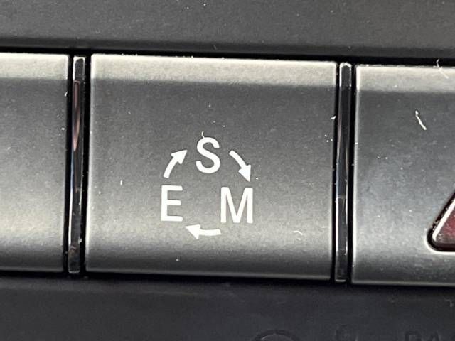 Mercedes Benz A-CLASS 2015-12 186988-7