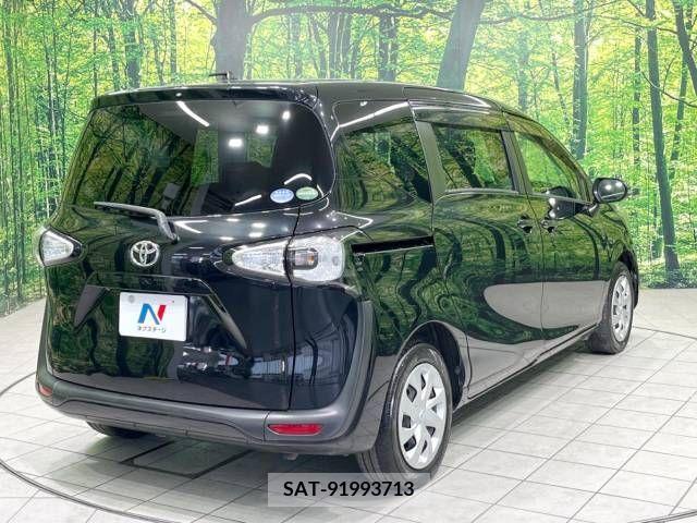 Toyota SIENTA 2016-03 381943-18