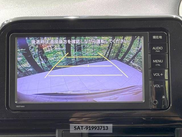 Toyota SIENTA 2016-03 381943-3