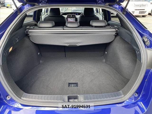 Toyota PRIUS 2016-08 366364-17