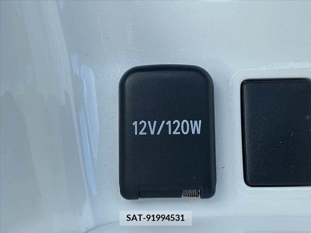 Toyota PRIUS 2016-08 366364-26