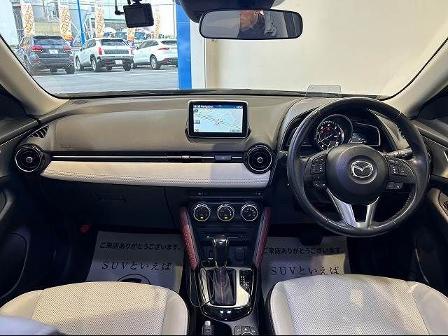 Mazda CX-3 2015-07 17987-1