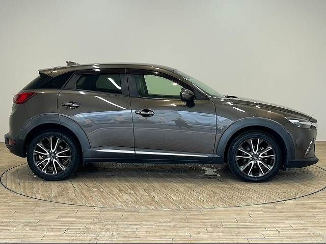 Mazda CX-3 2015-07 17987-15