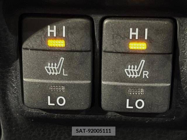 Toyota ESQUIRE 2015-10 359782-5
