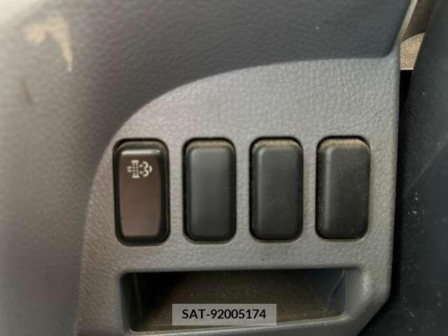 Mitsubishi CANTER 2014-02 294465-18