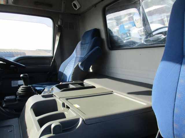 Isuzu GIGA 2013-02 860-18