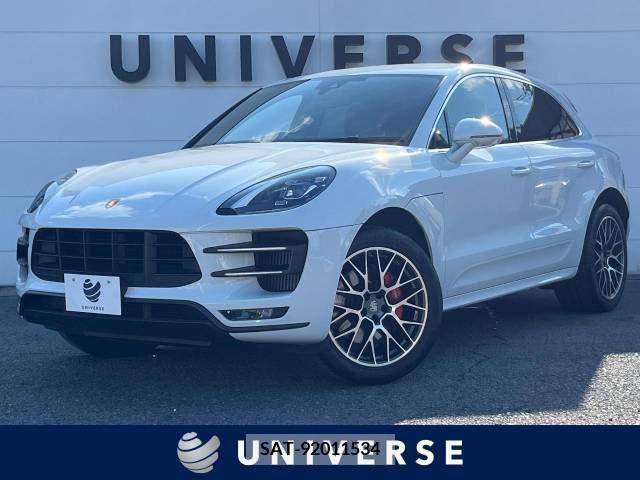 Porsche MACAN 2018-10 380243-0