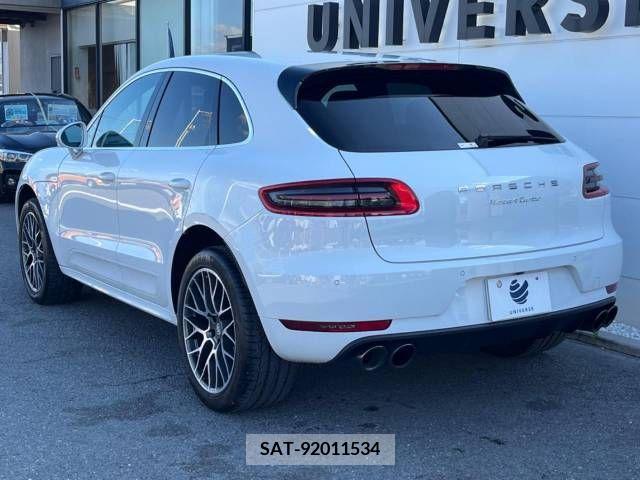 Porsche MACAN 2018-10 380243-17