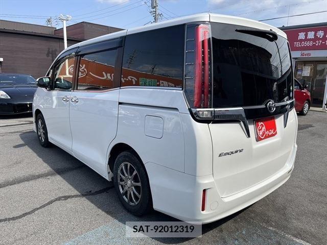 Toyota ESQUIRE 2017-12 219200-6