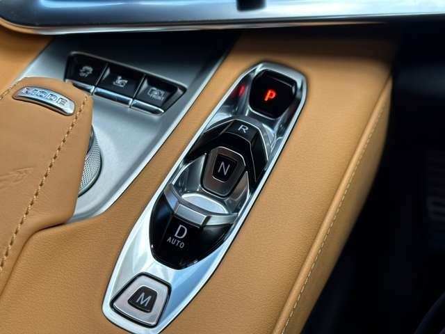 Chevrolet CORVETTE 2022-09 20307-11